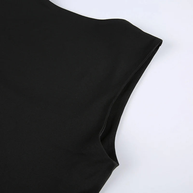 Sleeveless Collar Crop Top