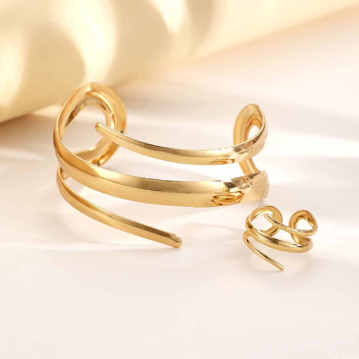 European And American Thick Bracelet