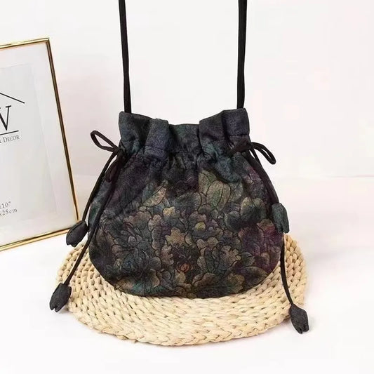 Retro Embroidery Handbags