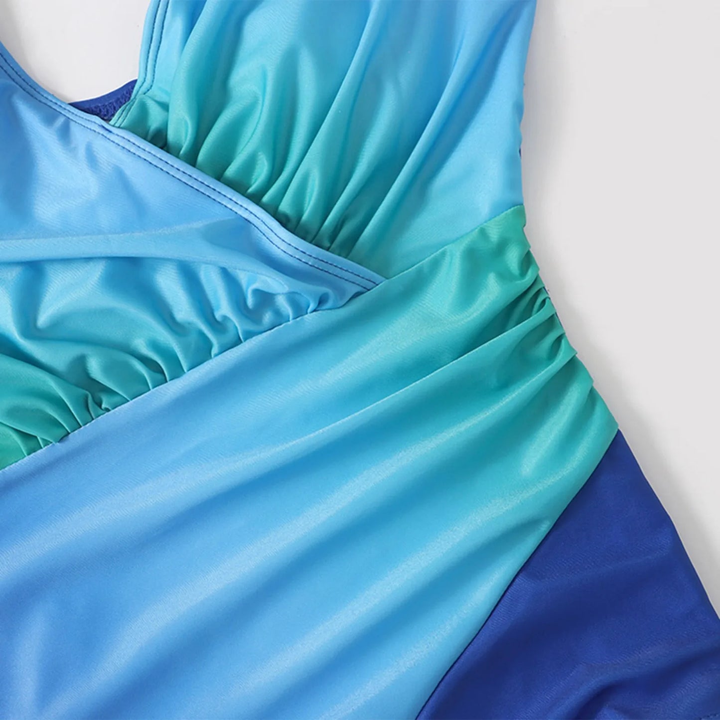 Tankini biquini Bikinis