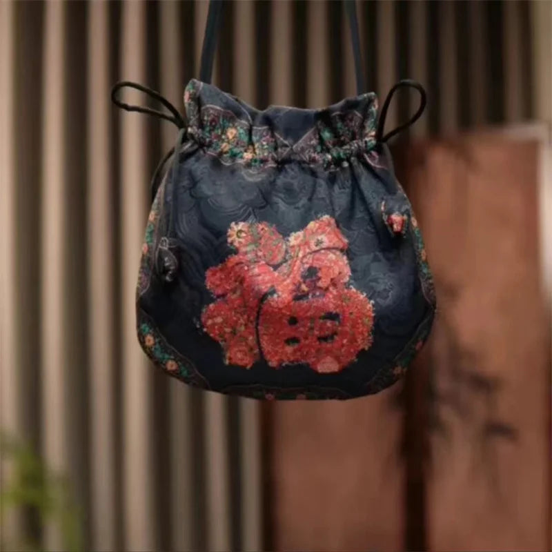 Retro Embroidery Handbags