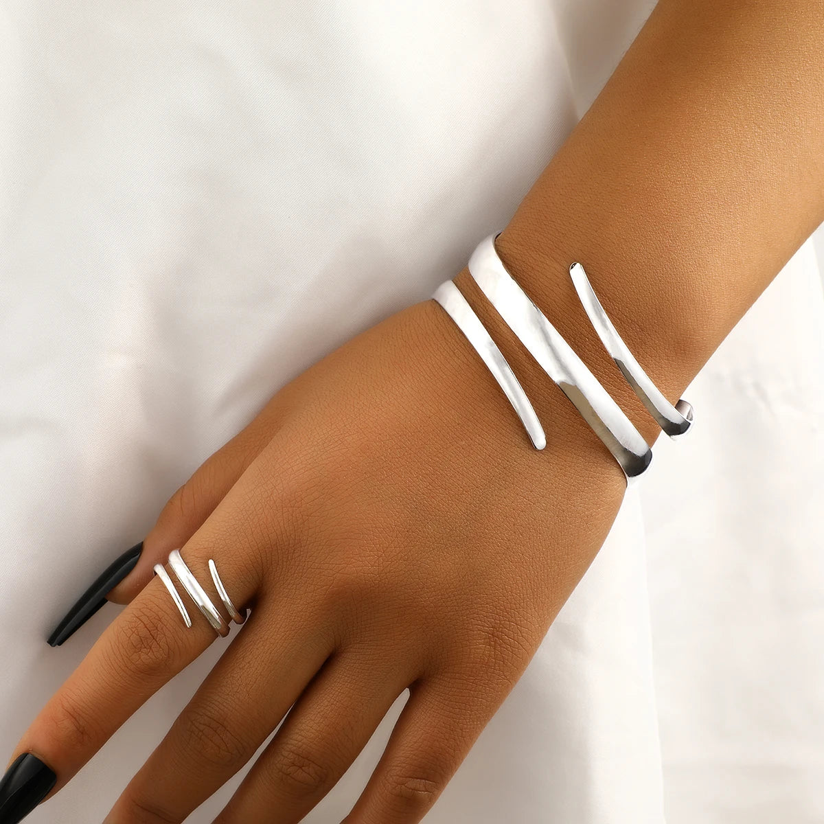 European And American Thick Bracelet