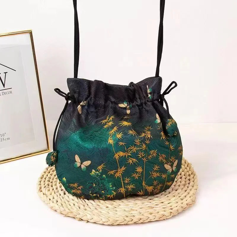 Retro Embroidery Handbags